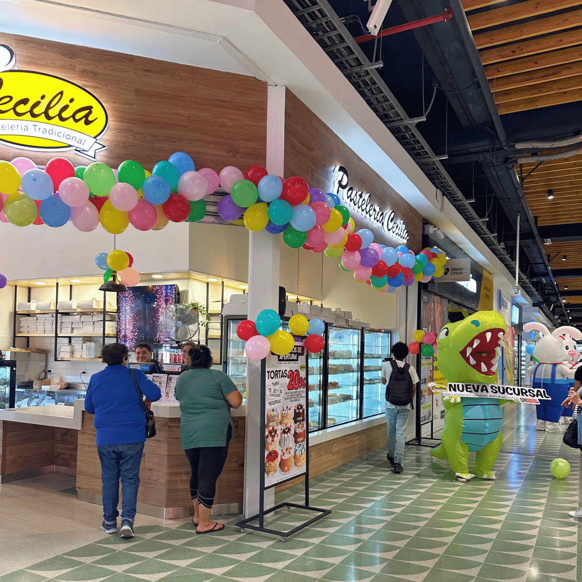 Sucursal Mall Espacio Urbano