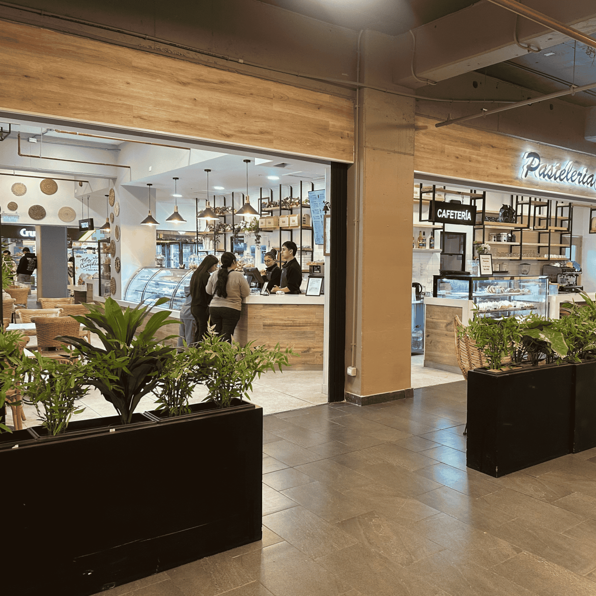 Sucursal Mall Paseo La Portada