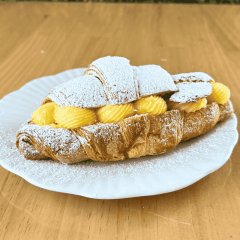 Croissant Pastelera