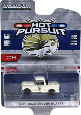 GreenLight Collectibles: 1:64 1964 Harvester Scout Half Cab Hot Pursuit Series 46