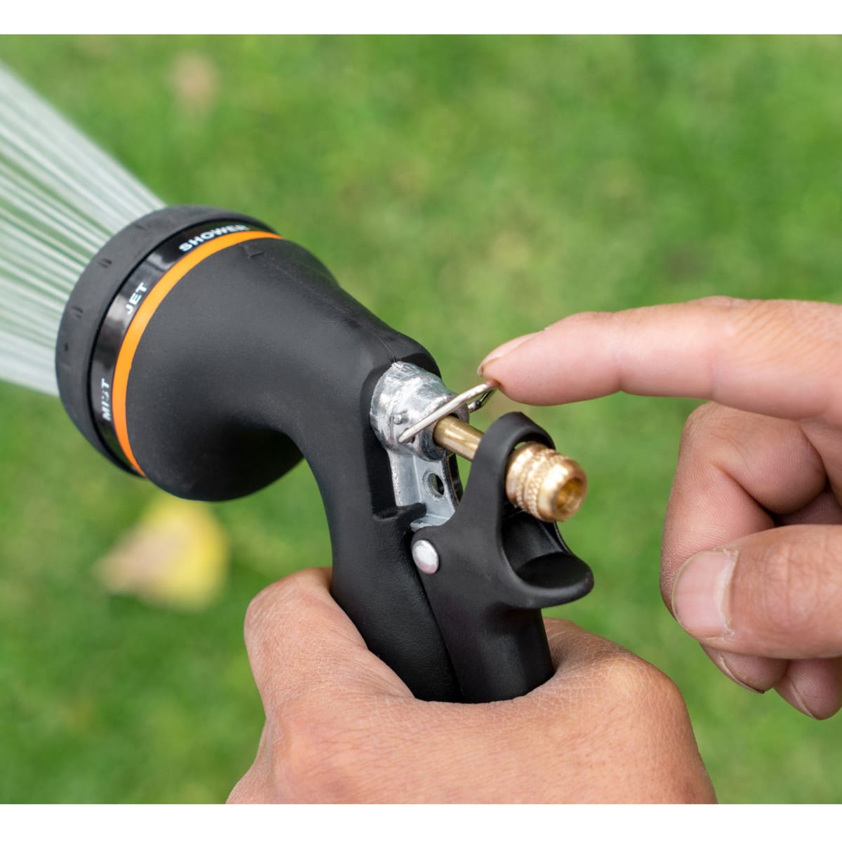 PISTOLA DE RIEGO METALICA 8 FUNCIONES TRUPER2