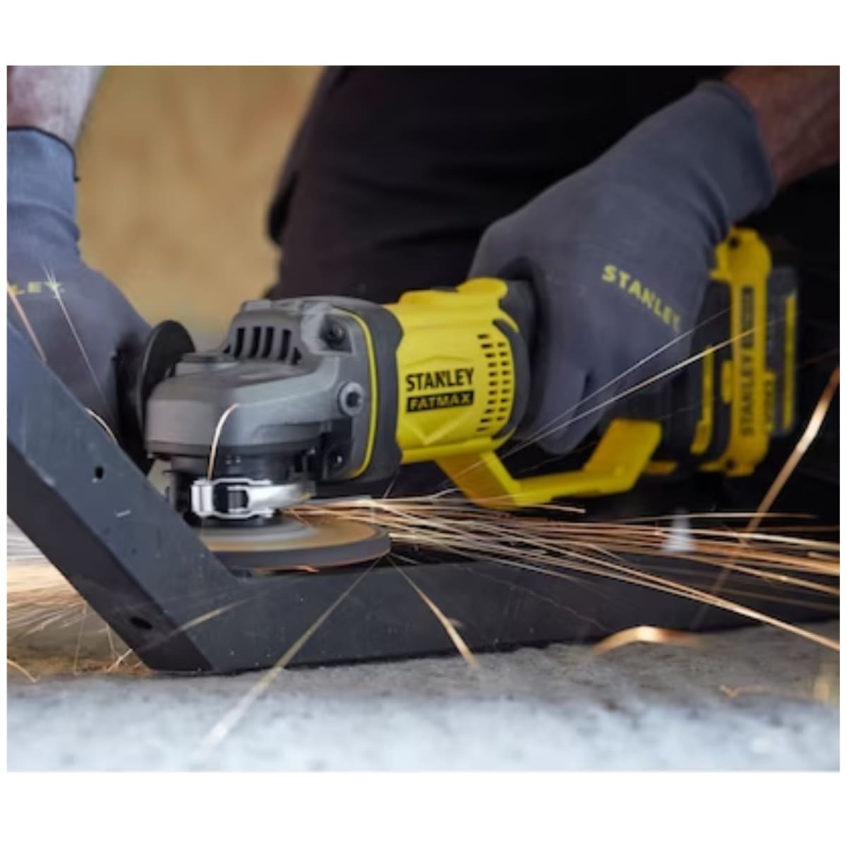 Amoladora esmeriladora angular inalámbrica 20V + 2 baterias 4A Stanley2