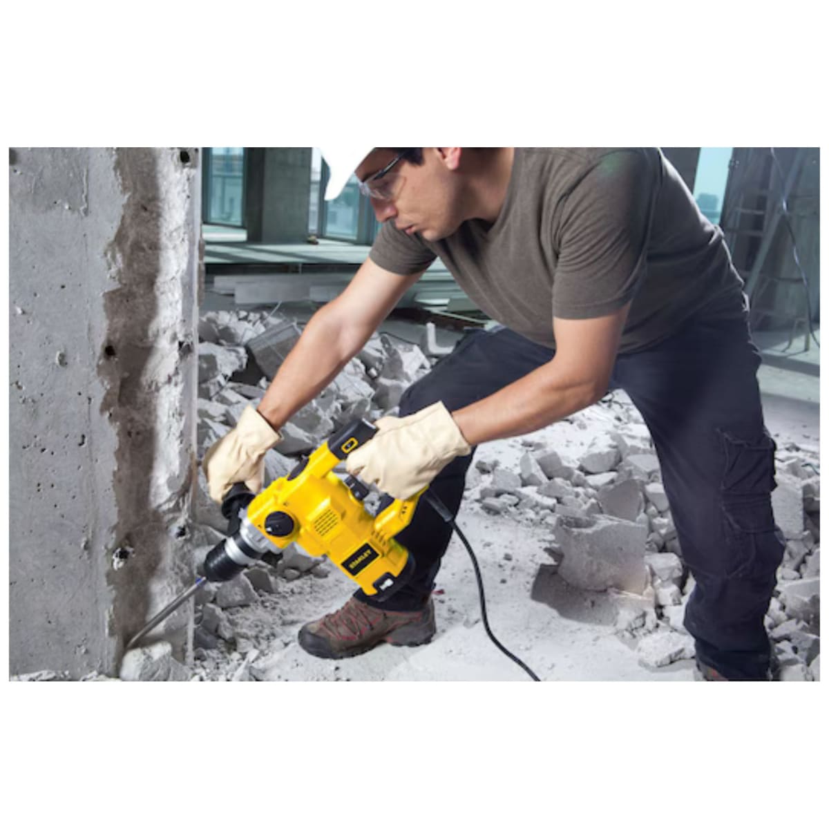 Rotomartillo SDS Plus Eléctrico 1250W Stanley maleta brocas  cinceles3