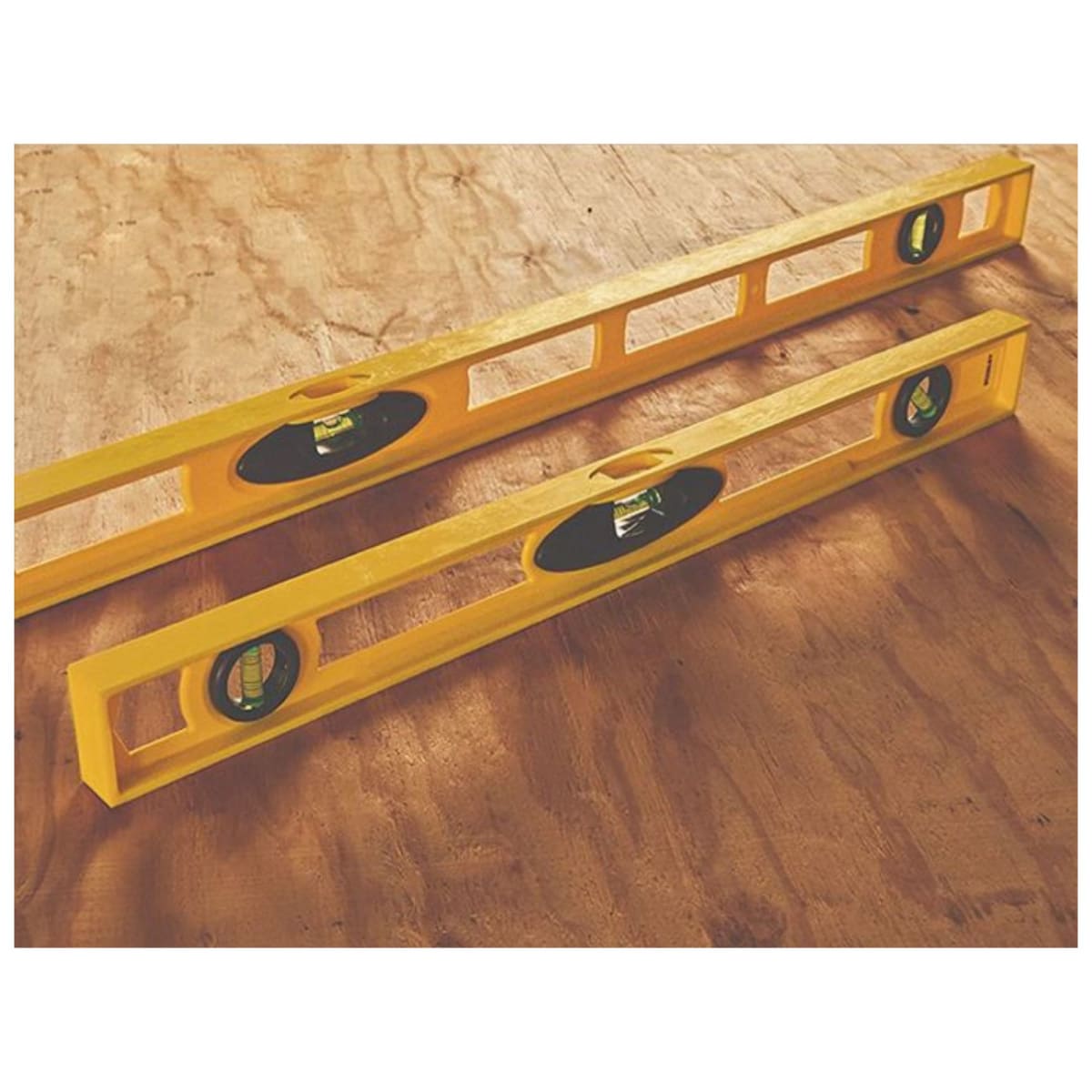 Nivel de mano 45cm 18 Resina Estructural Stanley3