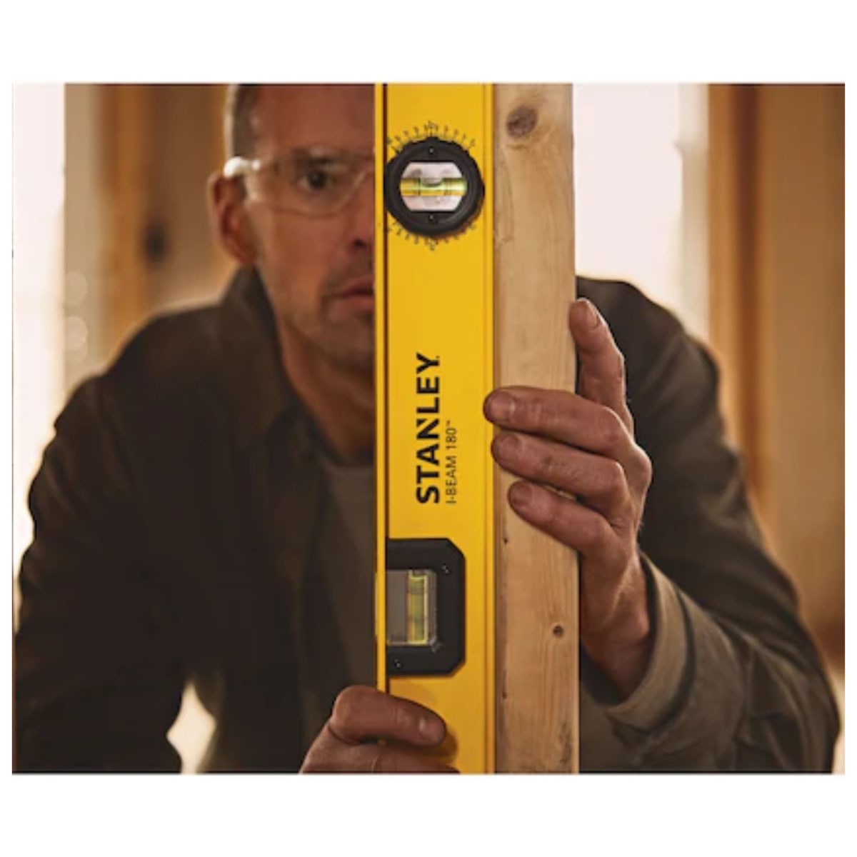 NIVEL DE MANO 61cm 24