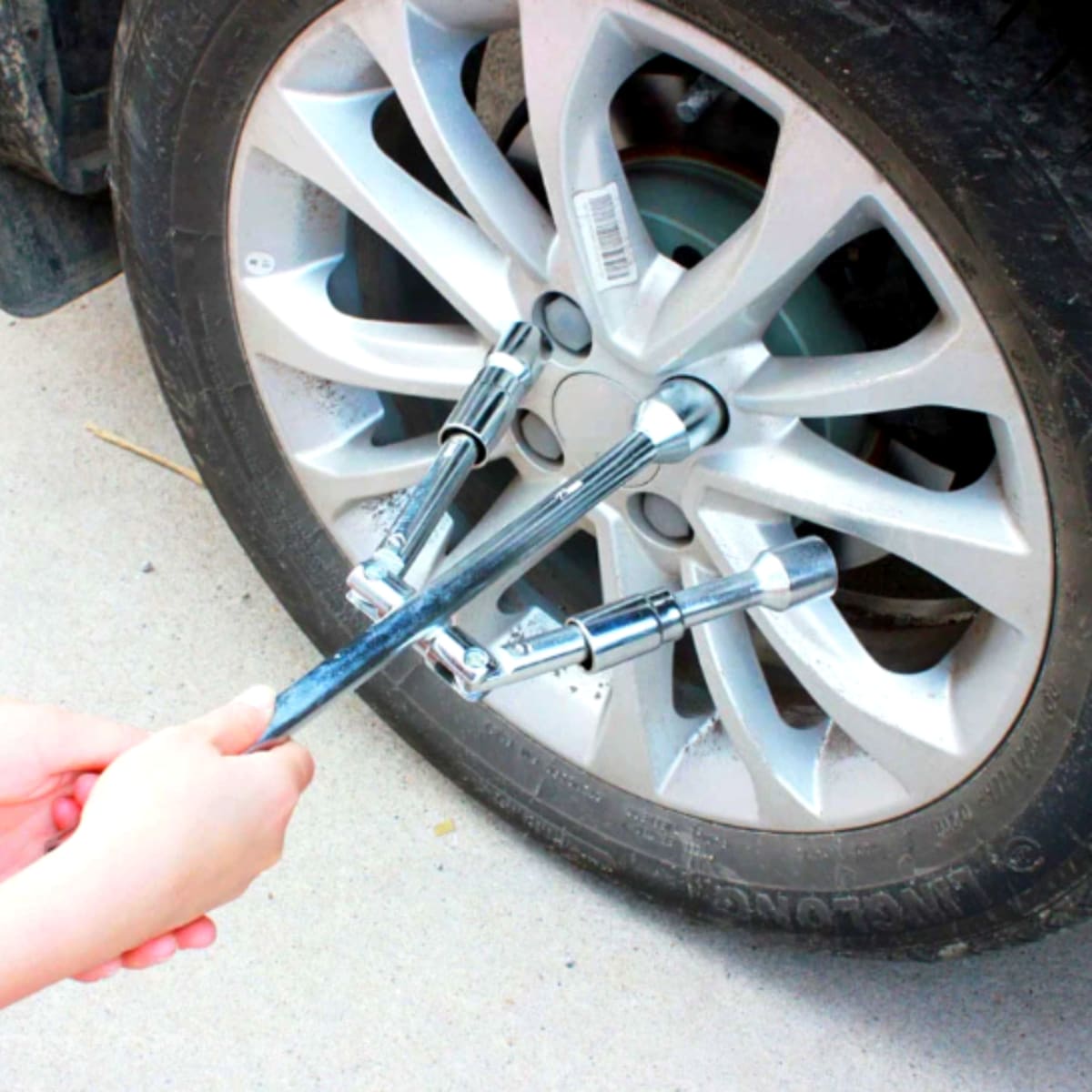 Llave de ruedas Plegable 14