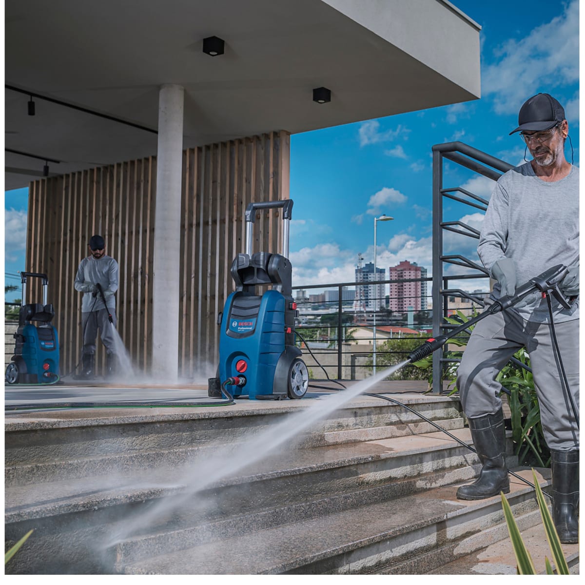 Hidrolavadora  Alta Presión 2200 PSI, potencia 2100W GHP 220 BoschHidrolavadora  Alta Presión 2200 P2