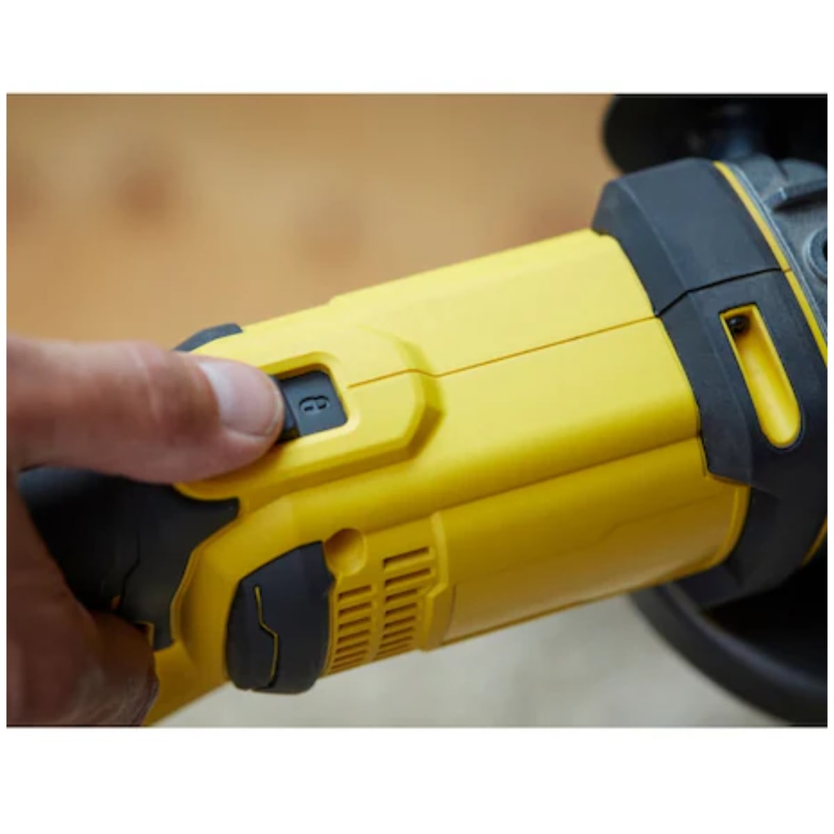 Amoladora esmeriladora angular inalámbrica 20V + 2 baterias 4A Stanley6