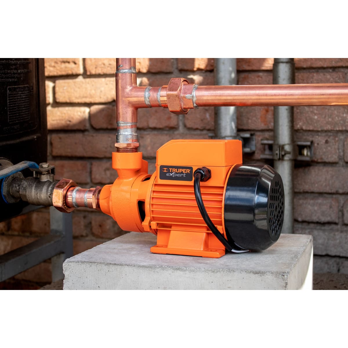 Bomba periférica para agua 0.5 HP 60 Hz 220V Truper3
