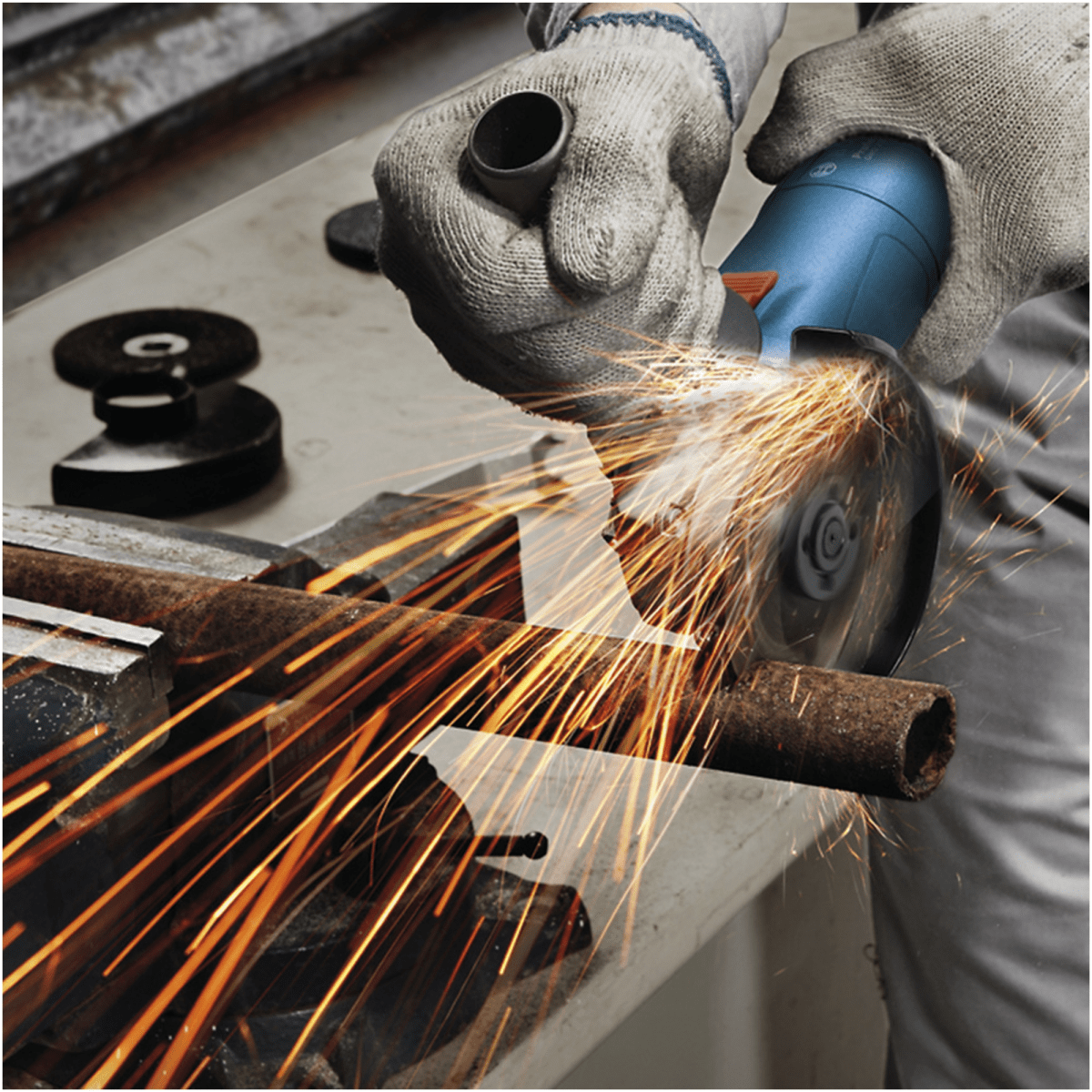 Amoladora Esmeril Eléctrica GWS 700 BOSCH 710W3