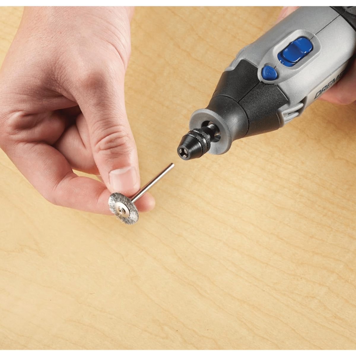 Mandril universal cambio rápido Portabrocas DREMEL 4486 Autoajustable2