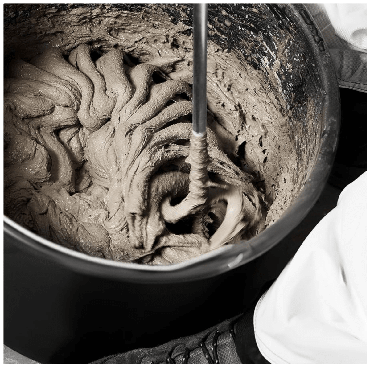 Mezclador Revolvedor de mortero pegamento porcelanato cemento 1400W3