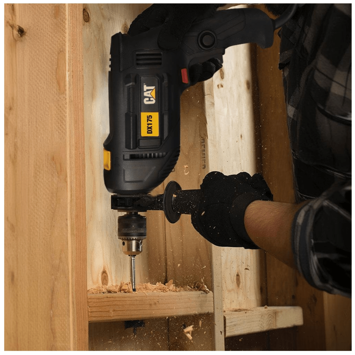 Taladro percutor velocidad variable 600W DX175 CAT5