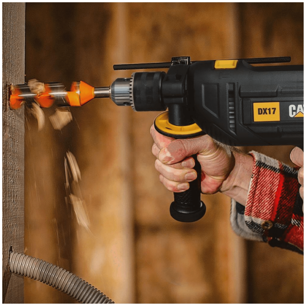 TALADRO PERCUTOR IMPAC DRILL 750W  XD17 CAT7