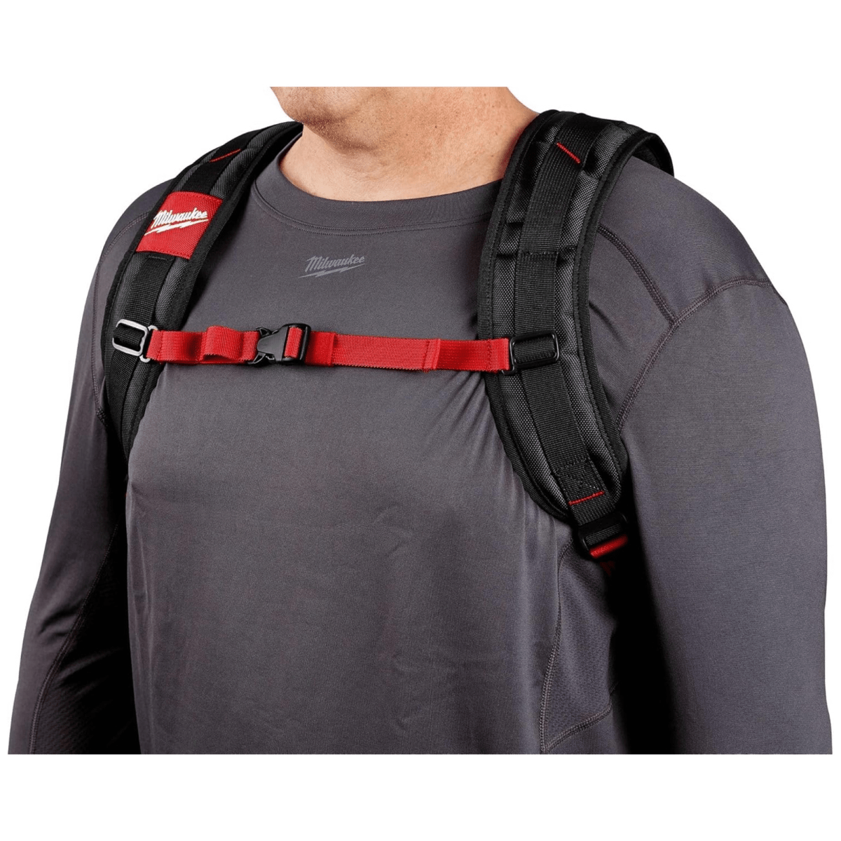 MOCHILA MILWAUKEE PORTA LAPTOP HERRAMIENTAS USO GENERAL5