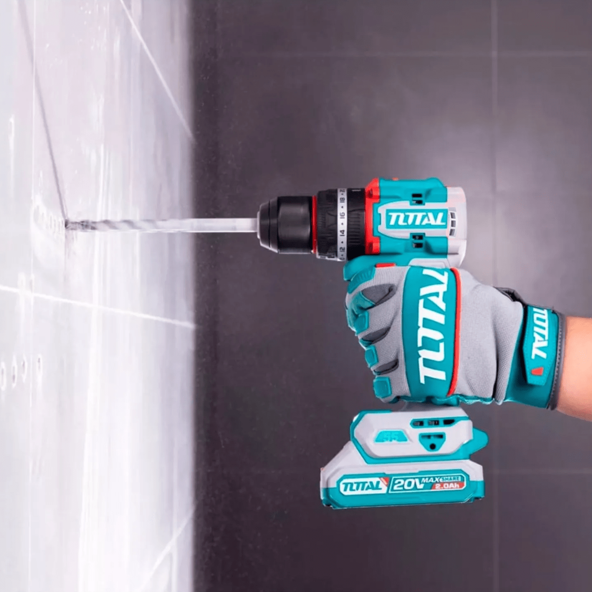 Kit Taladro Atornillador 20V + puntas y dados TOTAL2