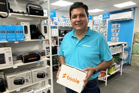 Empezó con un e-commerce y ahora tiene 200 distribuidores: ¿cómo lo logró?