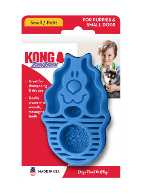 Kong Zoom Groom Dog1