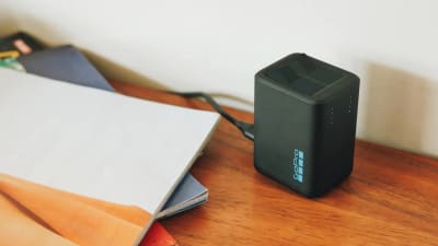 Cargador de batería dual para HERO13 Black (2 baterías Enduro incluidas)