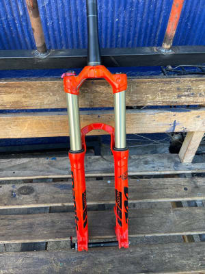 Manitou Mattoc Expert 160mm ( USADA)