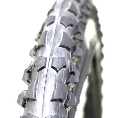 Neumatico Fantom 18 X 2.125, Negro