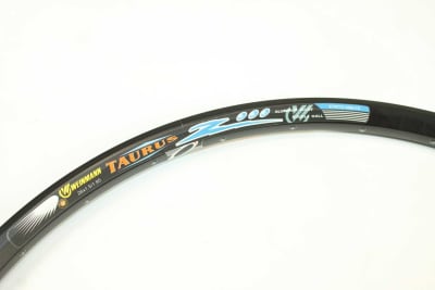 LLANTA WEINMANN TAURUS Z 26