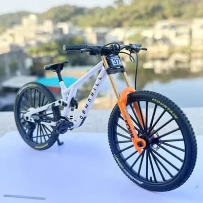 Bicicleta adorno de aleación a escala 1:81