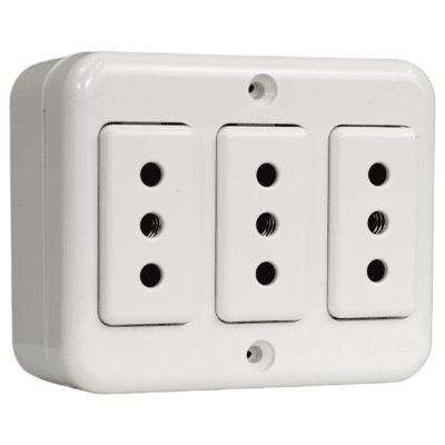 CASQUETE TOMA CORRIENTE TRIPLE 10A