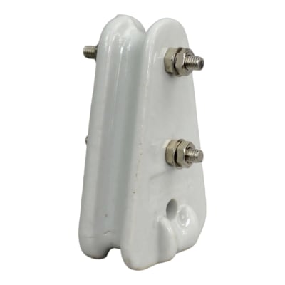 SEGURO AEREO 30A PORCELANA BLANCO