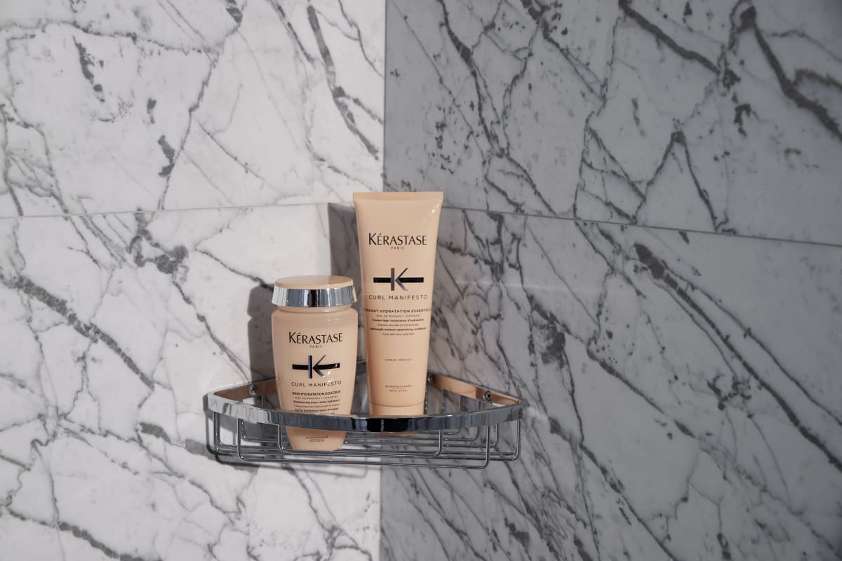 KERASTASE Acondicionador CURL MANIFESTO cabello Rizado 250ML3