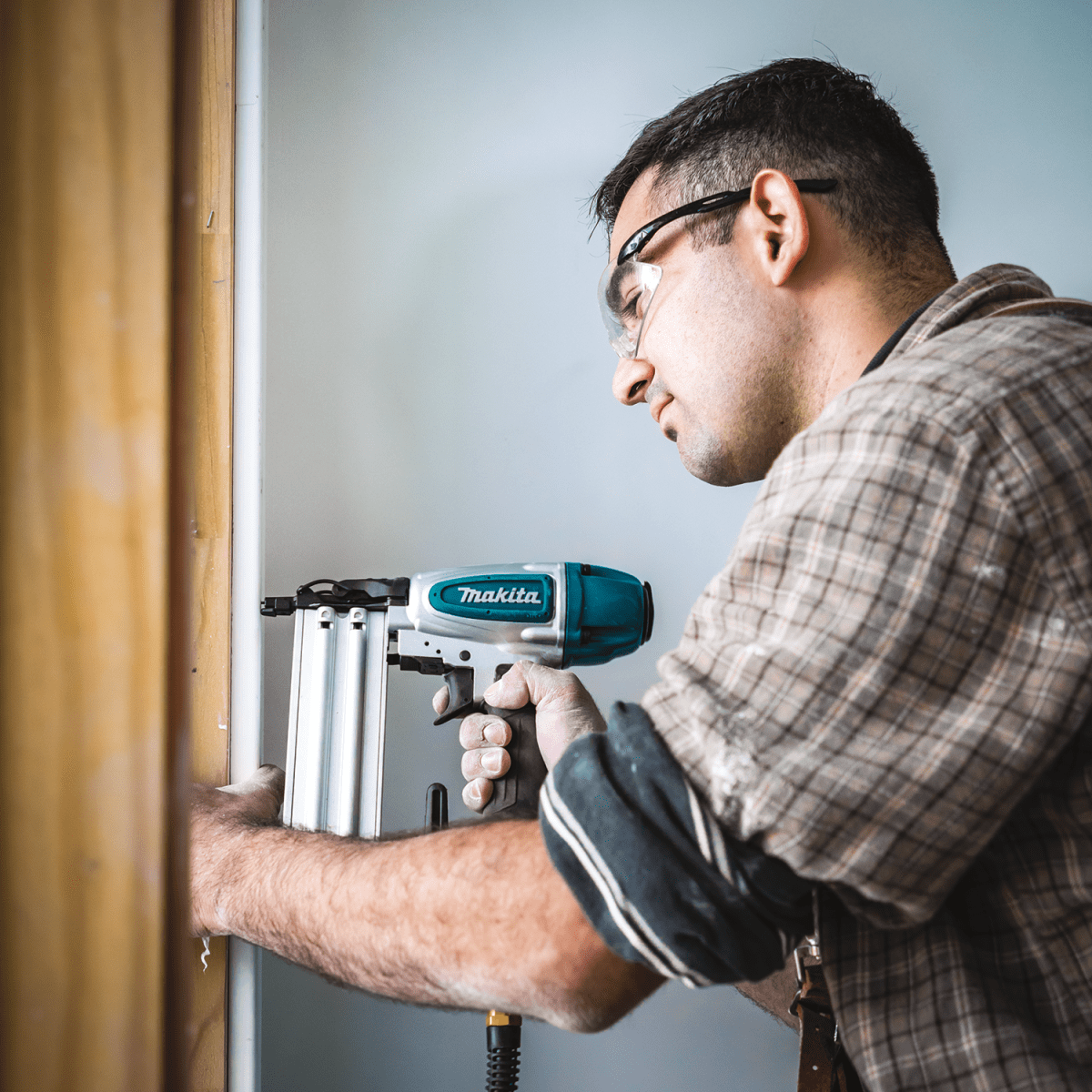 Clavadora Neumatica MAKITA 1.2mm 5/8