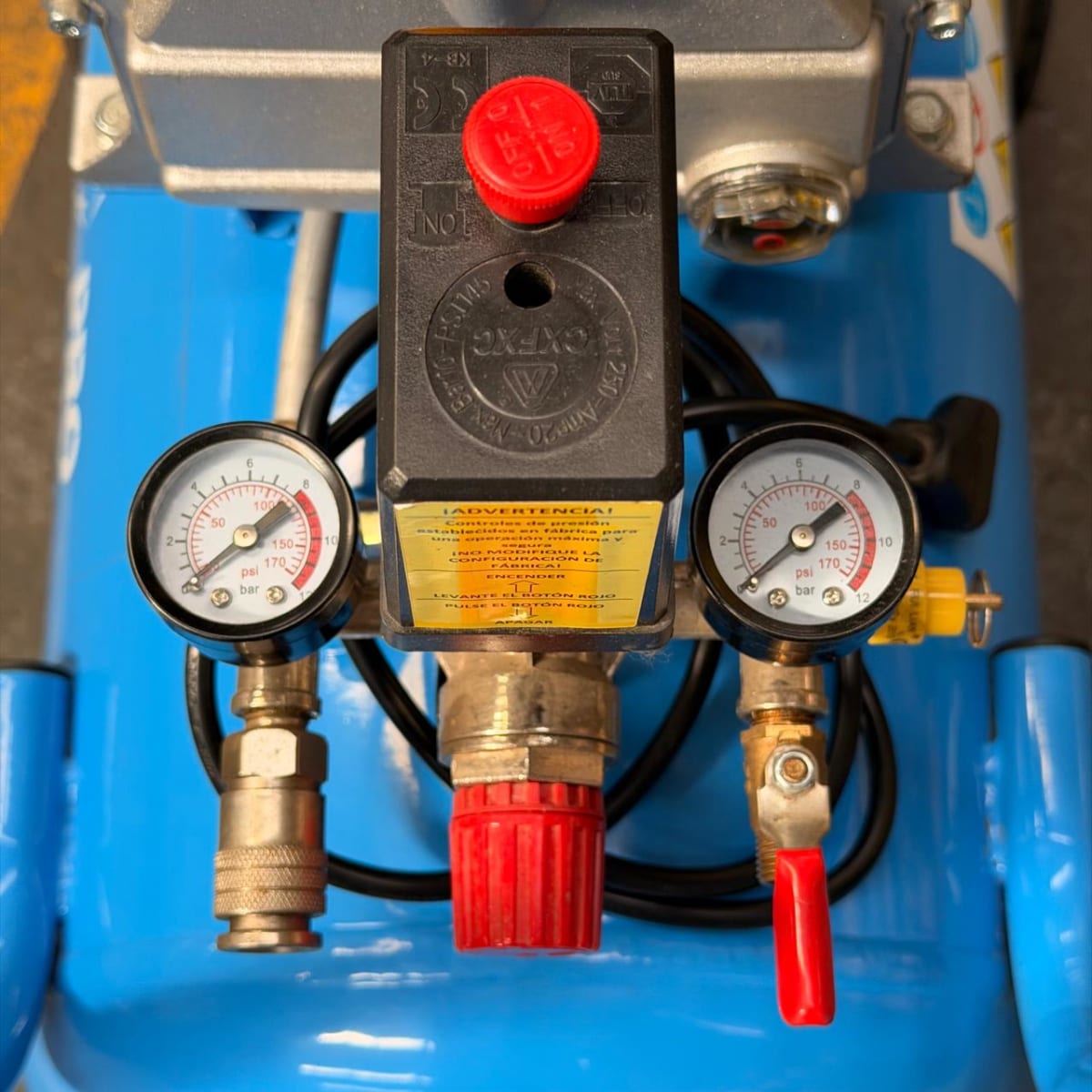 Compresor 50 Litros 2hp ALPHA (Semi Nuevo)3