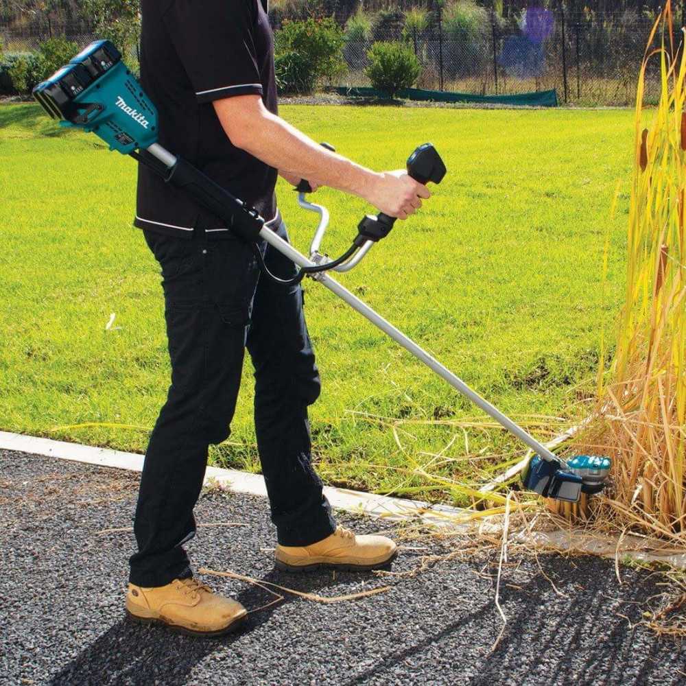 Desbrozadora Inalambrica 0.5kw + 2 Baterias 18v 5Ah (BL1850B) + Cargador Rapido Doble (DC18RD) MAKITA2