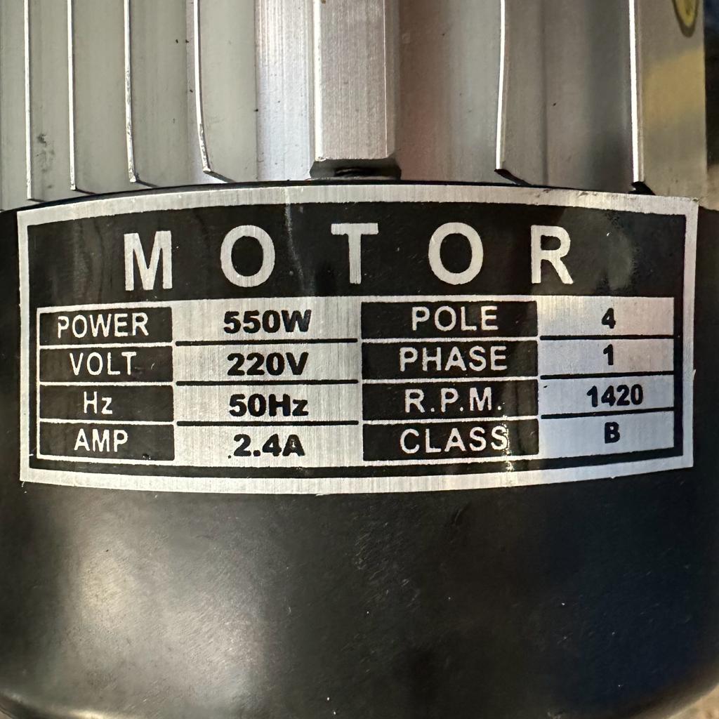 Torno Con Copiador para Madera 550w 100cm MOSAY10