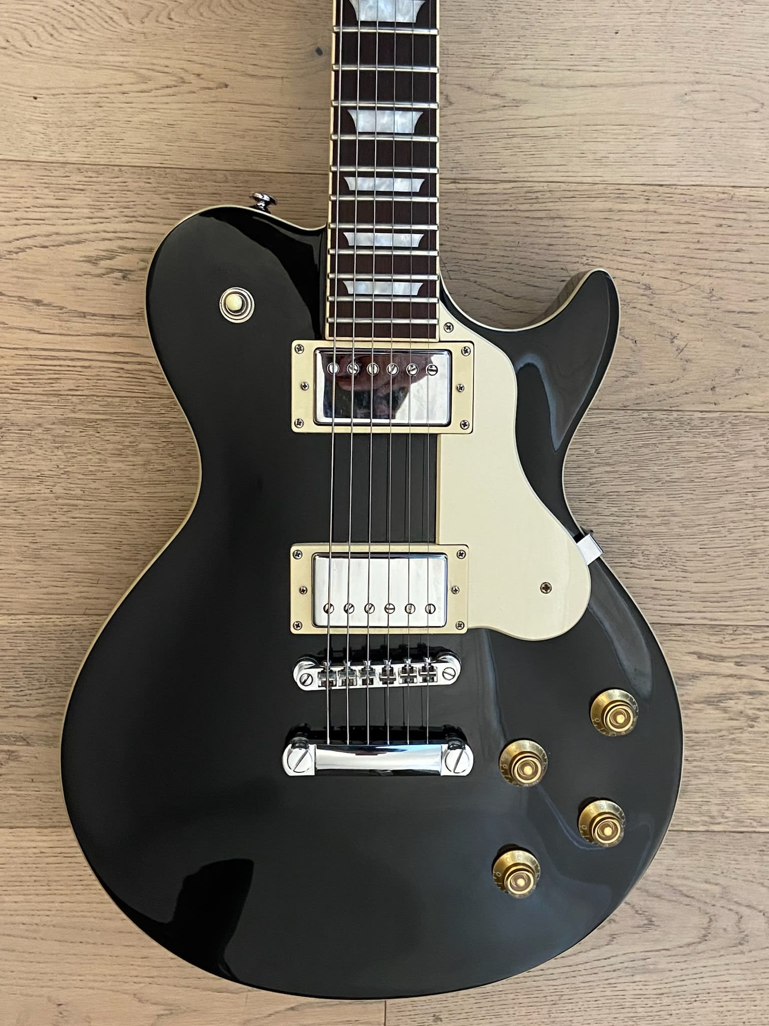 Samick Greg Bennett AVION AV-3 エレキギター 01705e029543476e22f8b3e98017fa