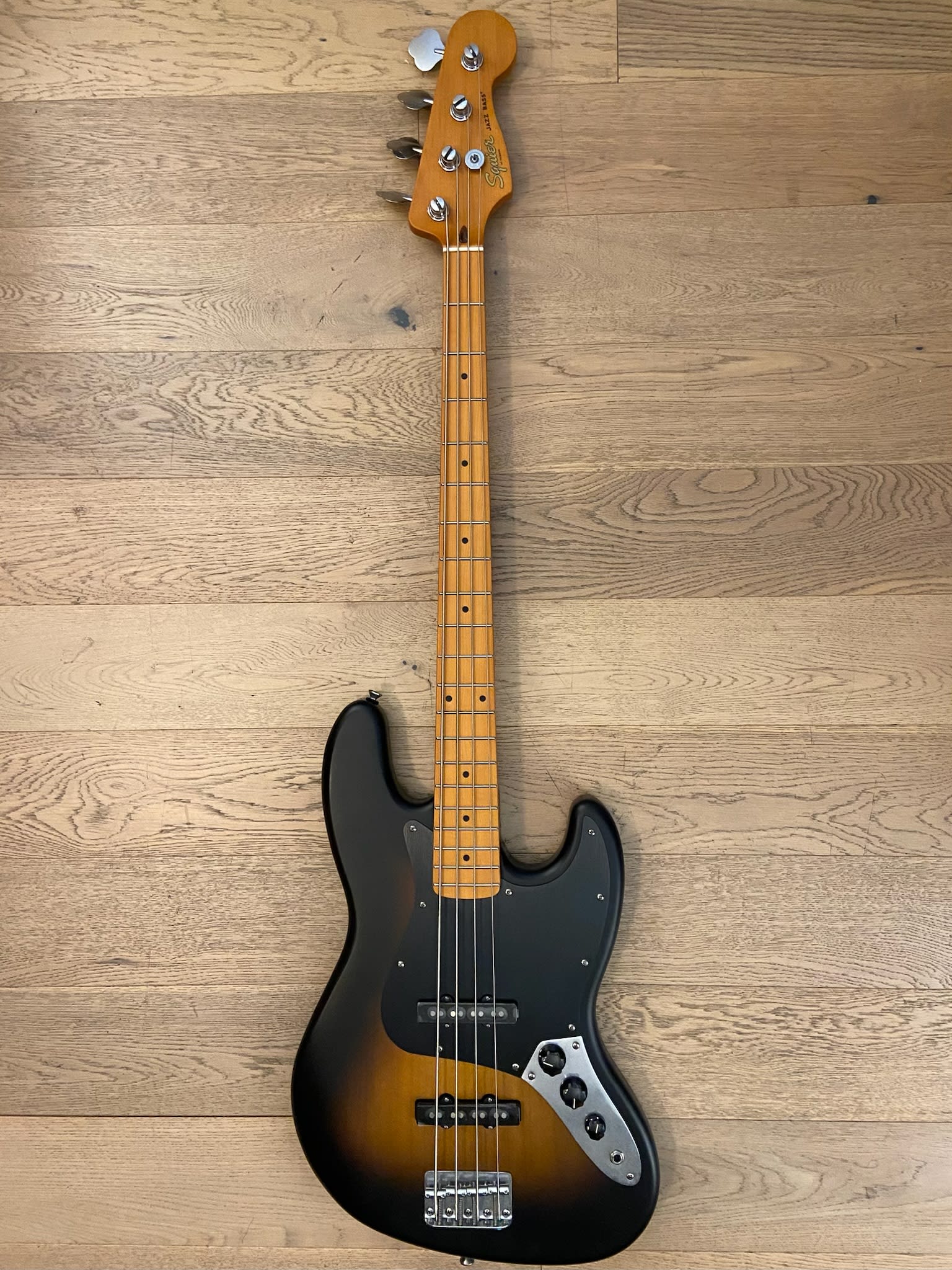 Bajo Electrico Squier Jazz Bass 40th Anniversary