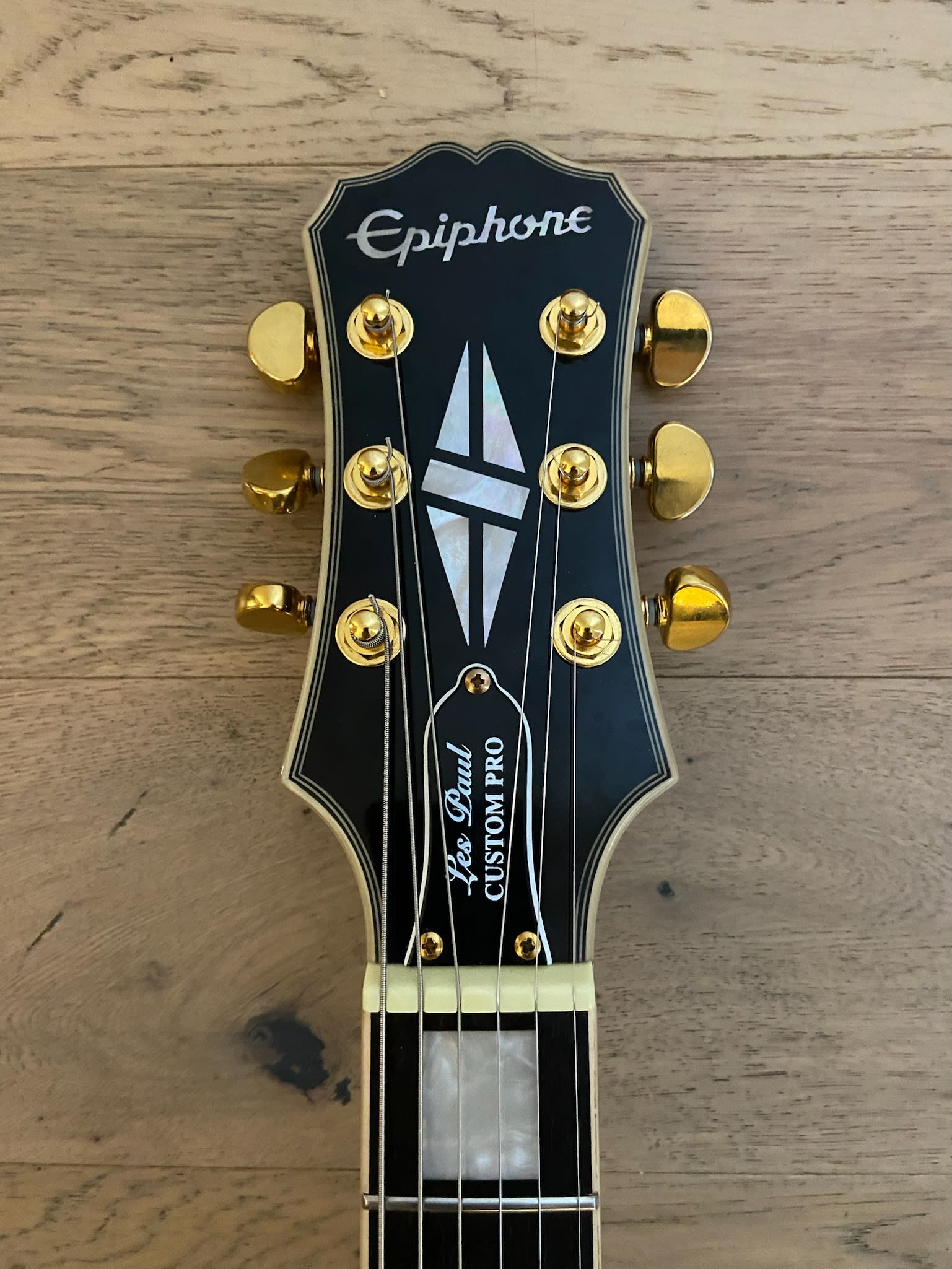 Guitarra Electrico Epiphone Les Paul Custom PRO (SKU:2052