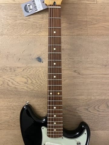 Guitarra Electrico Fender Duo-Sonic Player HS MIM (SKU:2645