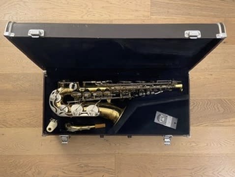 Saxofon Alto Yamaha YAS-23 (SKU:2640) | Instrumentos Chile