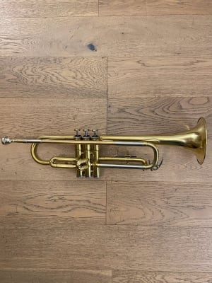 Trompeta  Yamaha YTR-232 (SKU:2205)1