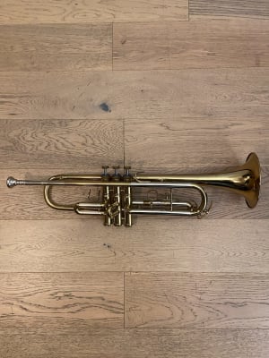 Trompeta  Amati ATR-203 (SKU:2299)1