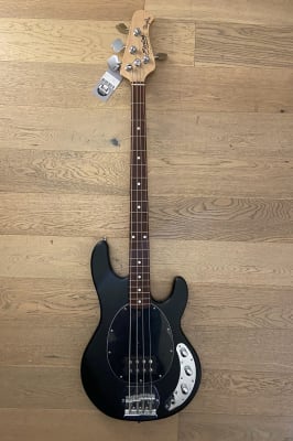 Bajo Electrico Sterling by Music Man StingRay 4 (SKU:2605)1