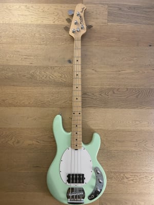 Bajo Electrico Sterling by Music Man StingRay 4 (SKU:2527)1