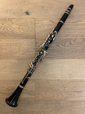 Clarinete Soprano Selmer Bundy Resonite 577 (SKU:2234)1
