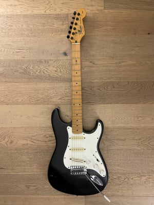 Guitarra Electrico Fender Stratocaster SSS Squier Series MIK (SKU:2394)1
