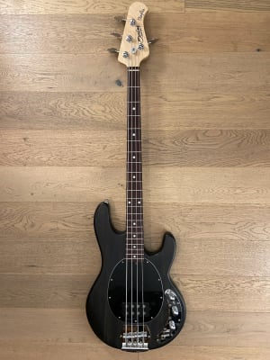 Bajo Electrico Sterling by Music Man StingRay 4 (SKU:2198)1