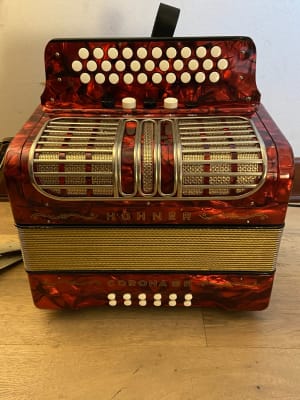 Acordeon Diatonico 12 bajos G-C-F Hohner Corona IIIR (SKU:2003)1