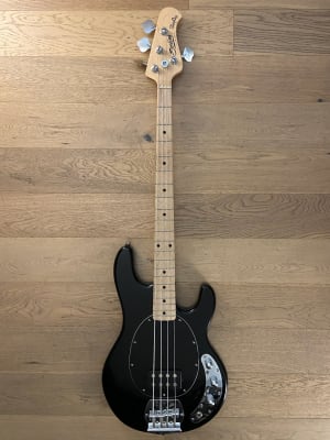 Bajo Electrico Sterling by Music Man StingRay 4 (SKU:2068)1