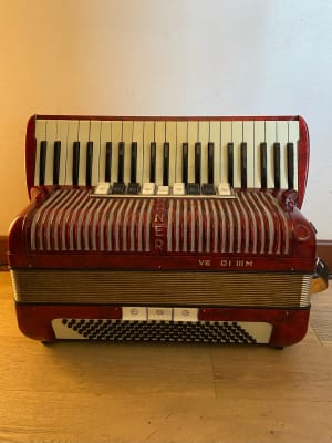 Acordeon a piano 120 bajos Hohner Verdi IIIM (SKU:1710)1
