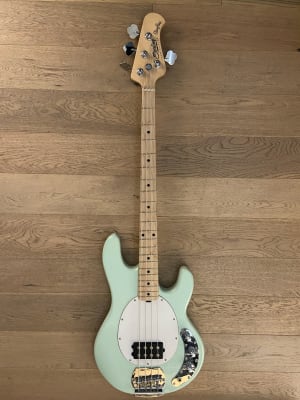 Bajo Electrico Sterling by Music Man StingRay 4 (SKU:2043)1